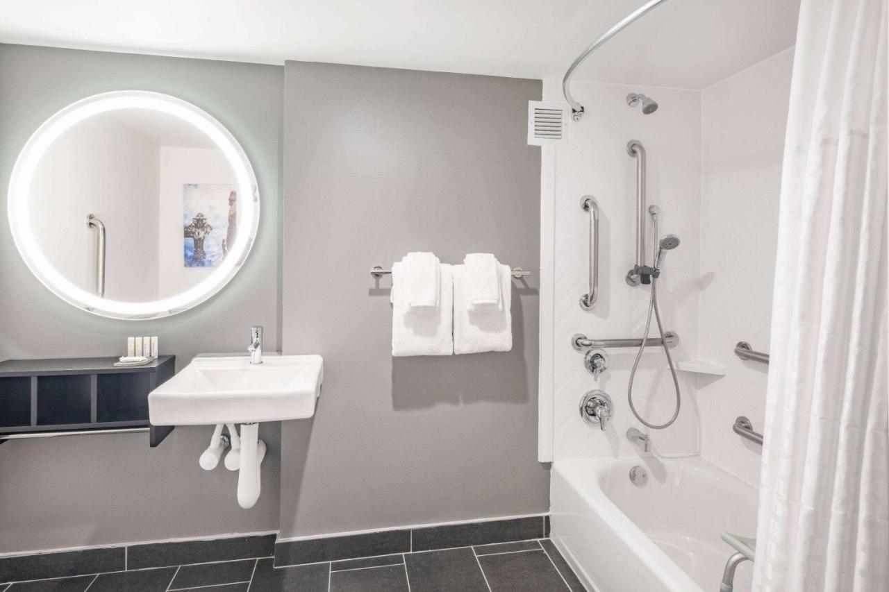 La Quinta By Wyndham Chicago O'Hare Airport Hotel Rosemont Bagian luar foto